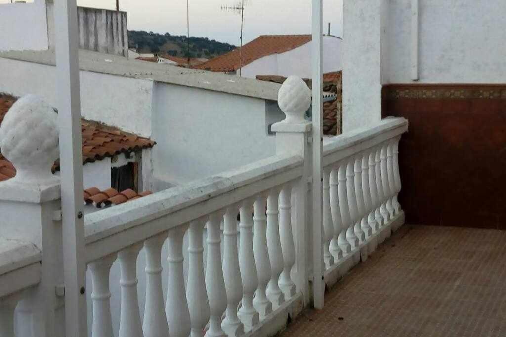 Casa Rural Con Jacuzzi, Sauna, Barbacoa Y Barra Cabeza la Vaca 外观 照片